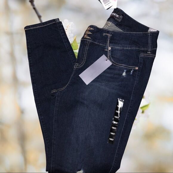 Torrid blue jean jeggins!! Nwt - Picture 11 of 11
